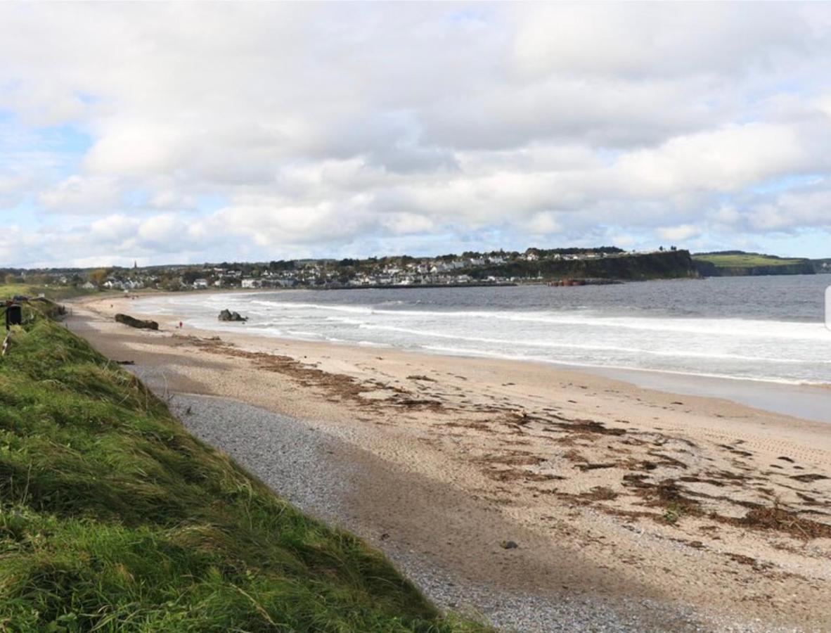 Holiday Home In Ballycastle - Fainne Na Cairde Exteriör bild