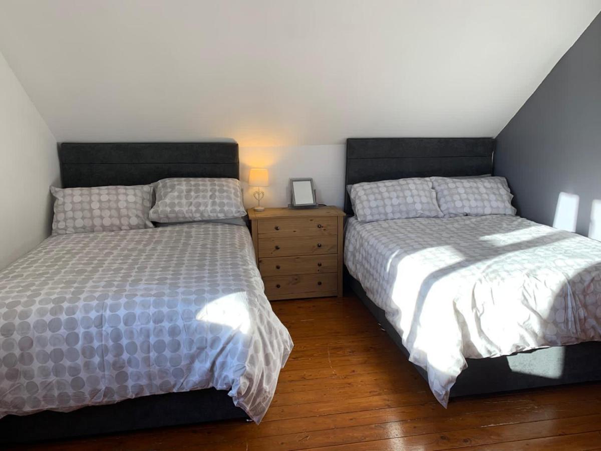 Holiday Home In Ballycastle - Fainne Na Cairde Exteriör bild