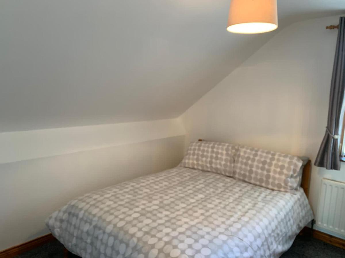 Holiday Home In Ballycastle - Fainne Na Cairde Exteriör bild