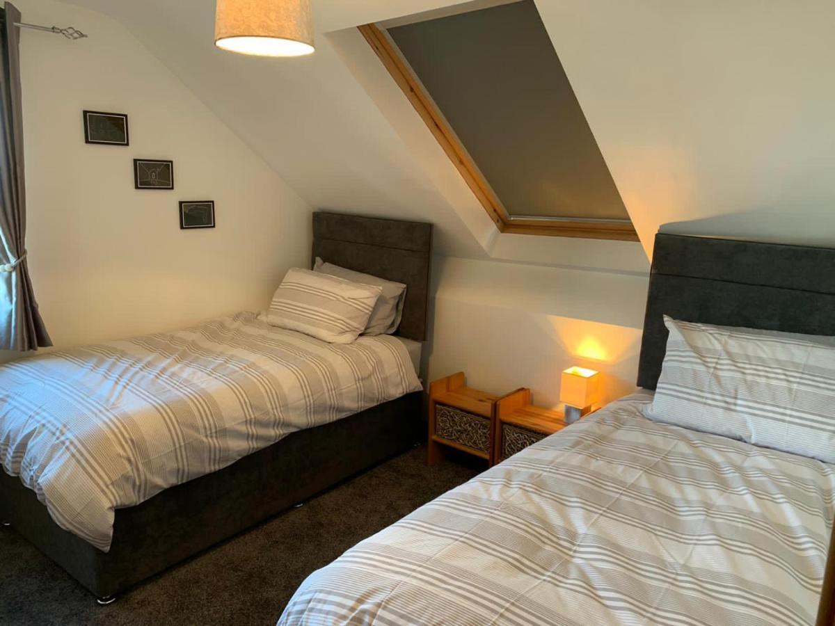 Holiday Home In Ballycastle - Fainne Na Cairde Exteriör bild