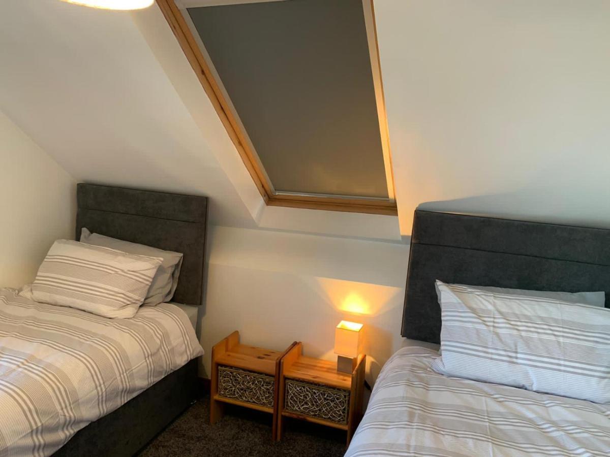 Holiday Home In Ballycastle - Fainne Na Cairde Exteriör bild