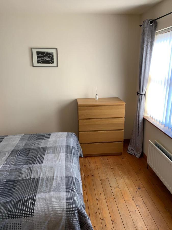 Holiday Home In Ballycastle - Fainne Na Cairde Exteriör bild