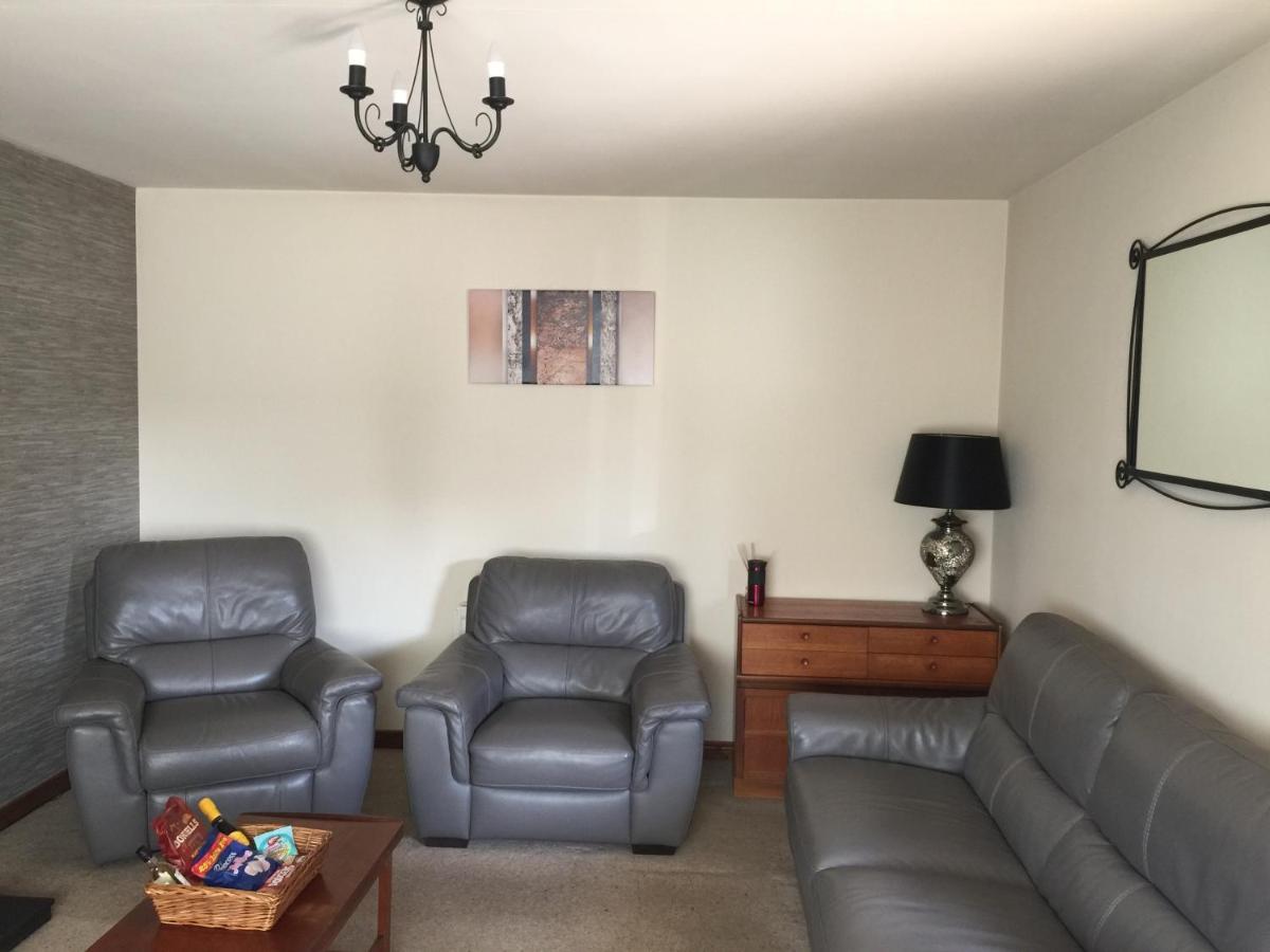 Holiday Home In Ballycastle - Fainne Na Cairde Exteriör bild